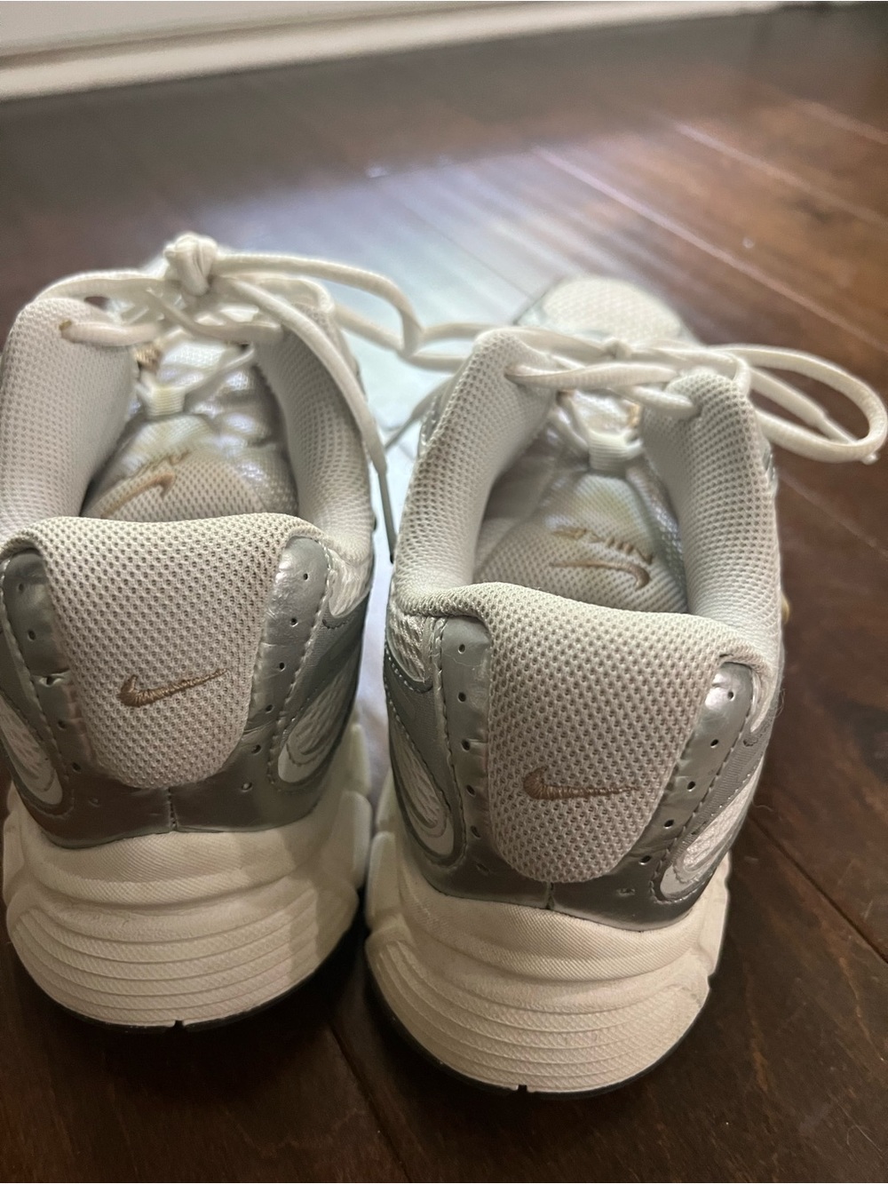 Nike V5 RNR parachute beige/metallic pewter - Picture 5 of 6